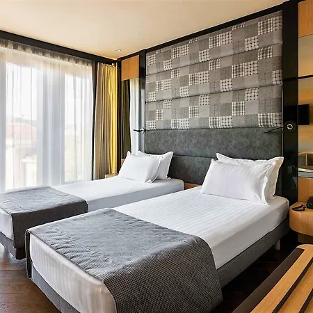 Hotel Eurostars 4*