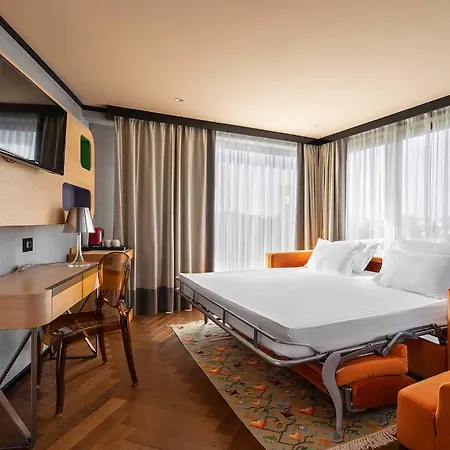 Eurostars Hotel 4*