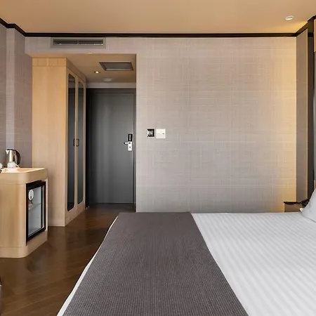 Hotel Eurostars 4*